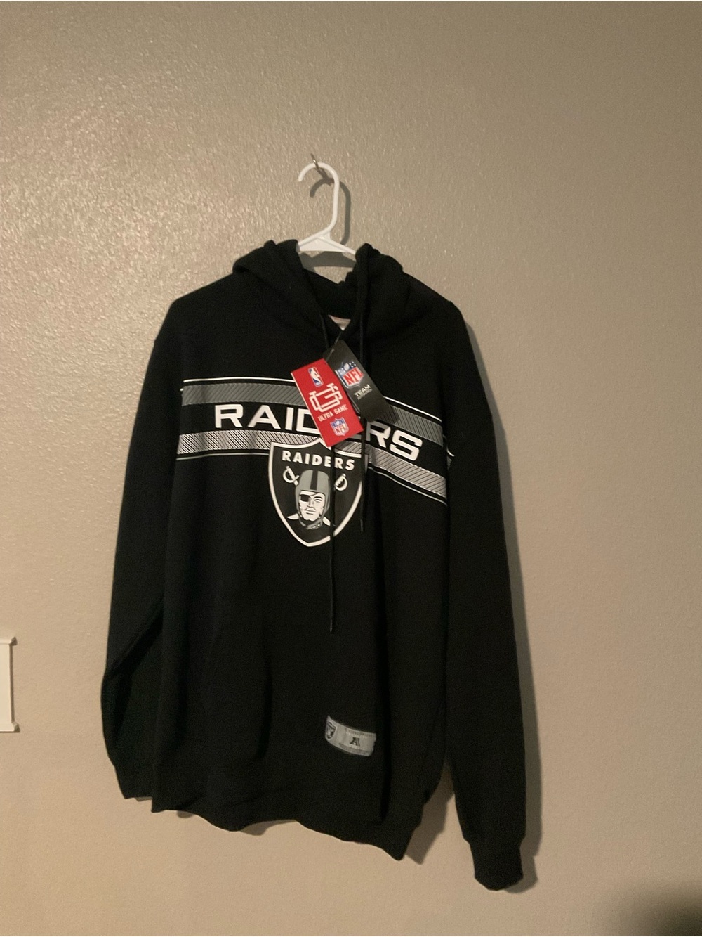 NFL Oakland/Las Vegas Raiders Black Pullover Hoodie with Crest